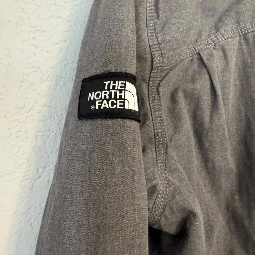 The North Face Gray Heavy Sherpa Lined Campshire Shirt Jacket